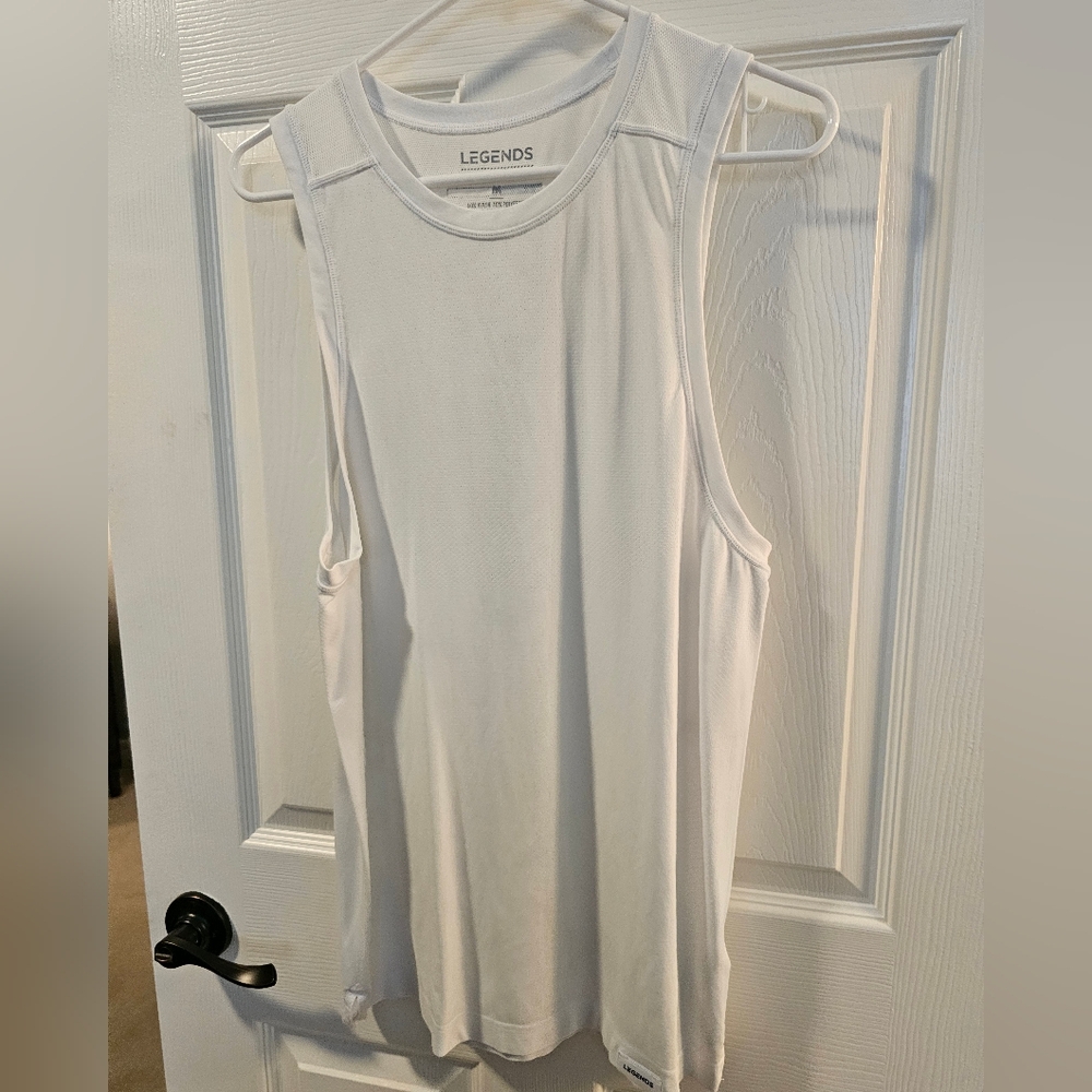 NEW NWOT Men's Legends Dash Tank, Medium